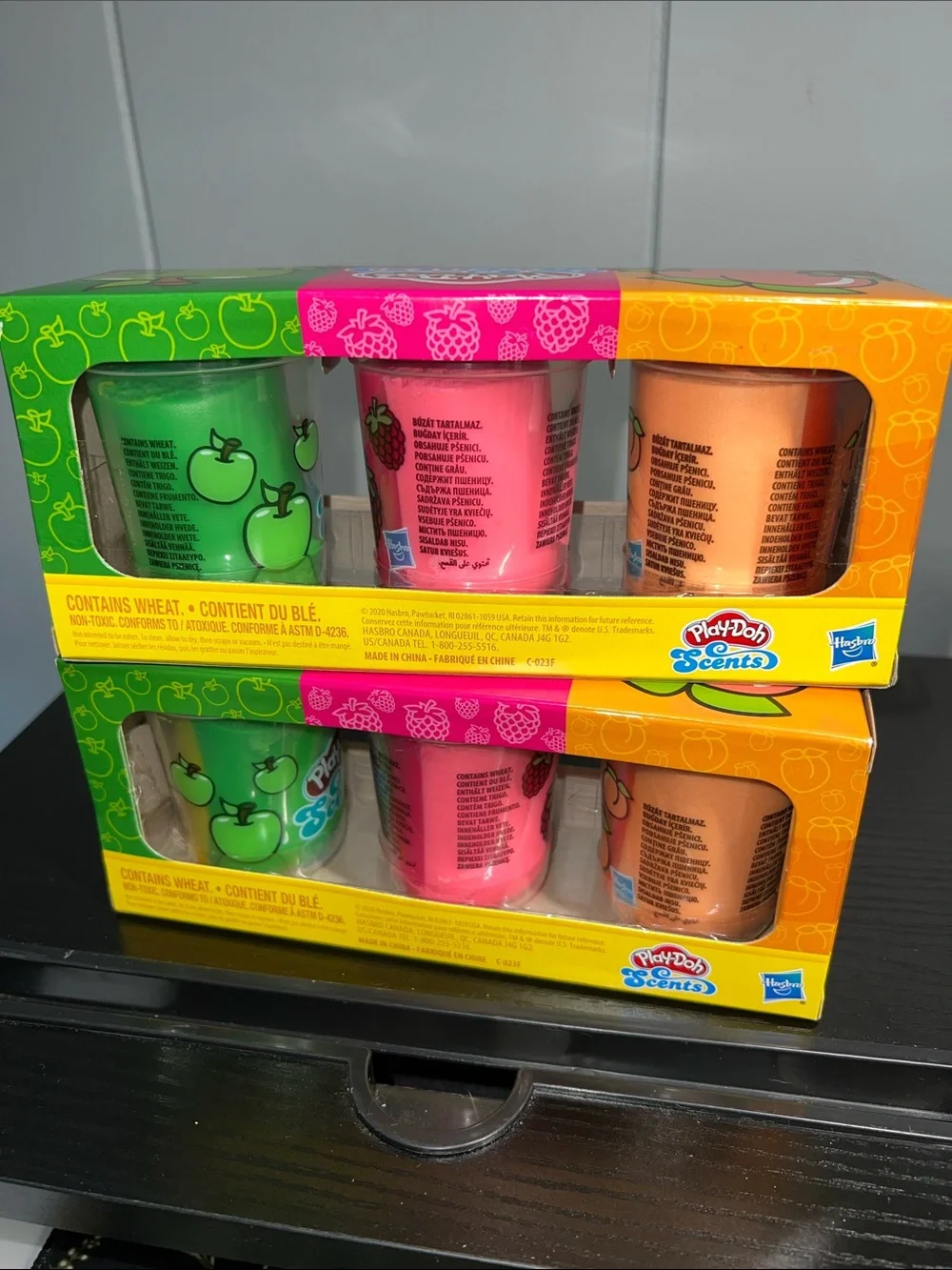 Brand new, never opened Set of 2 Play-Doh Scents, 3-Pack